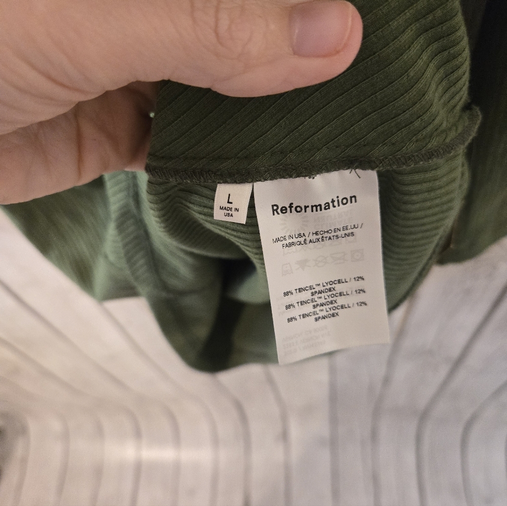 Reformation Amy Knit Dress Green Ribbed Button Front Mini Dress Size L NWT - Picture 7 of 7